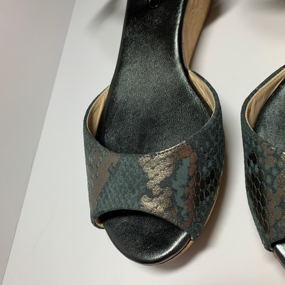 Jimmy Choo python and metallic cork Wedge. - Picture 5 of 7